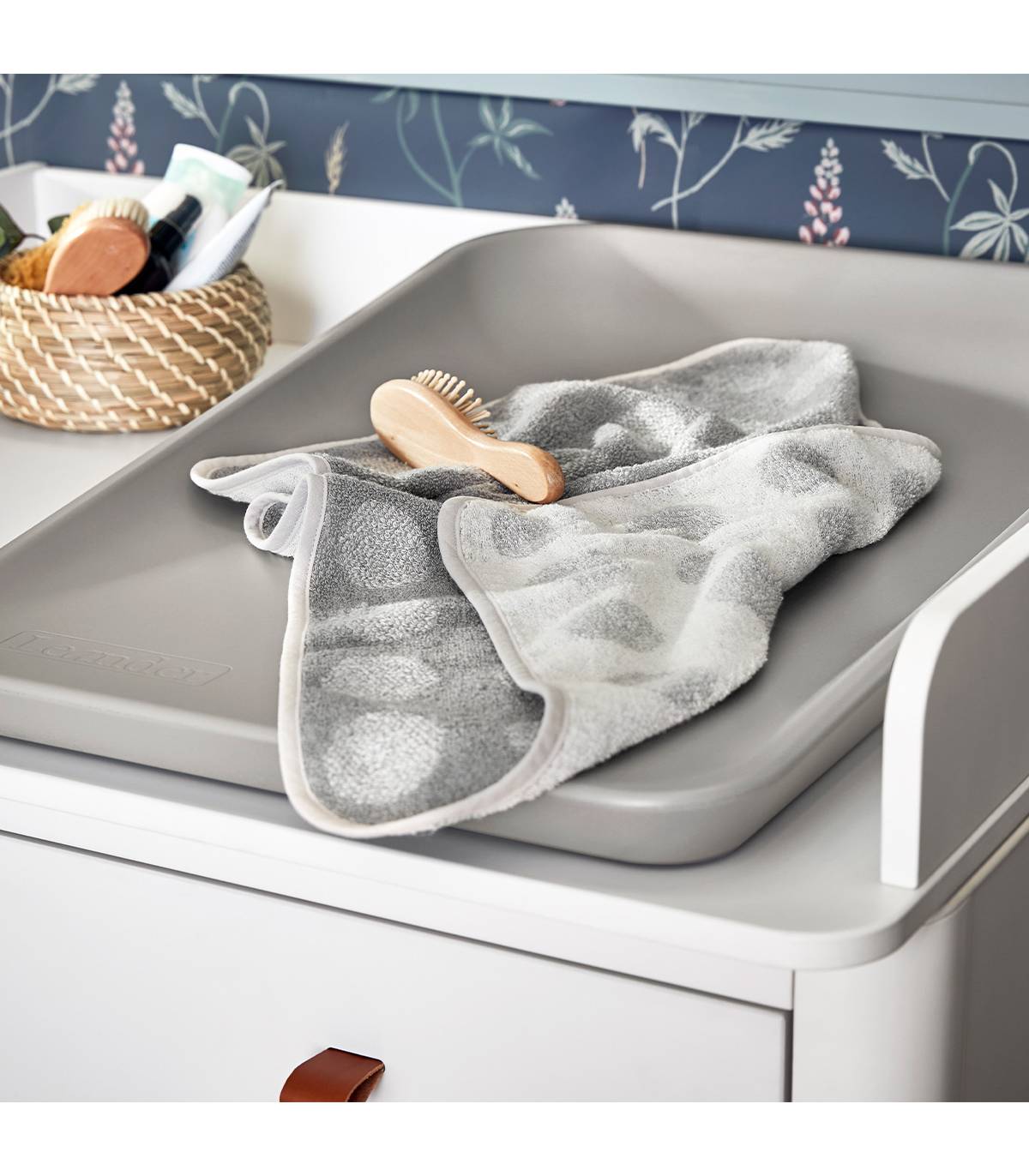 Leander Matty Wickelkissen - hygienische Wickelauflage