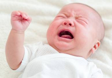 Mein Baby will nicht schlafen: Was kann man tun?
