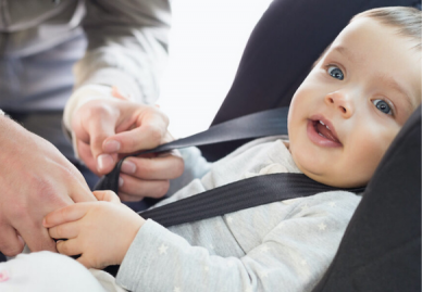 Diese 10 Punkte solltest Du beim Kauf eines Auto-Kindersitzes beachten